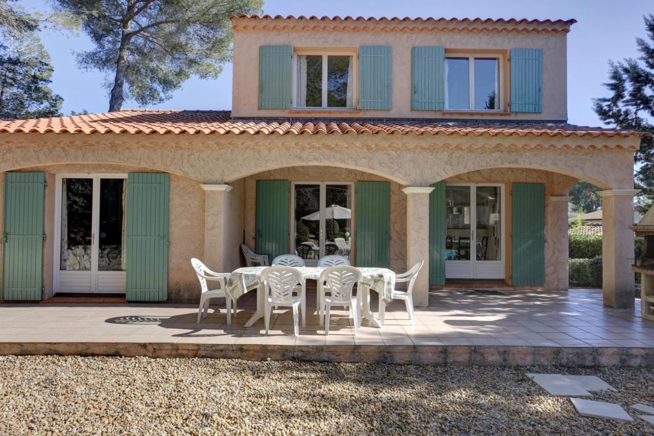 Villa 8 Pers, Climatisee, Piscine Chauffee, Un Havre De Paix Sous Les Pins Parasols Roquebrune-sur Argens Exterior foto